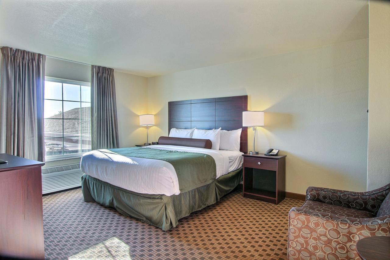 Cobblestone Hotel & Suites - Mccook Kültér fotó