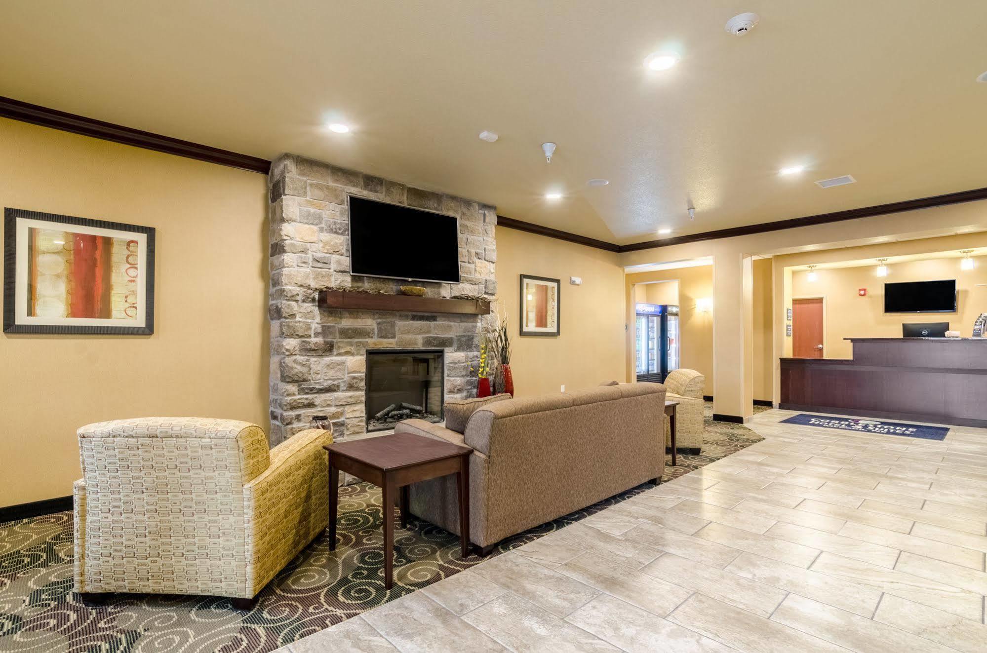 Cobblestone Hotel & Suites - Mccook Kültér fotó