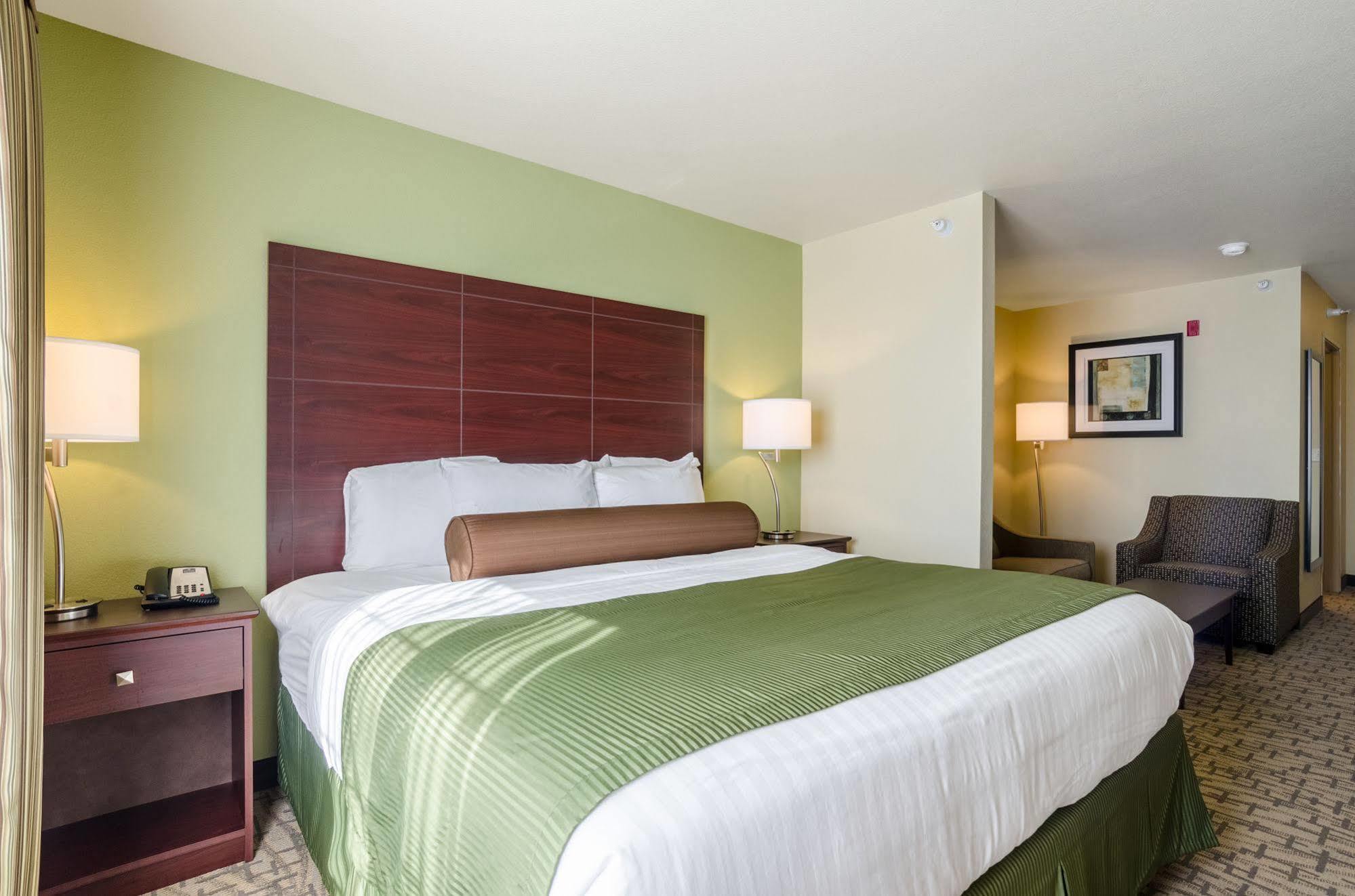 Cobblestone Hotel & Suites - Mccook Kültér fotó