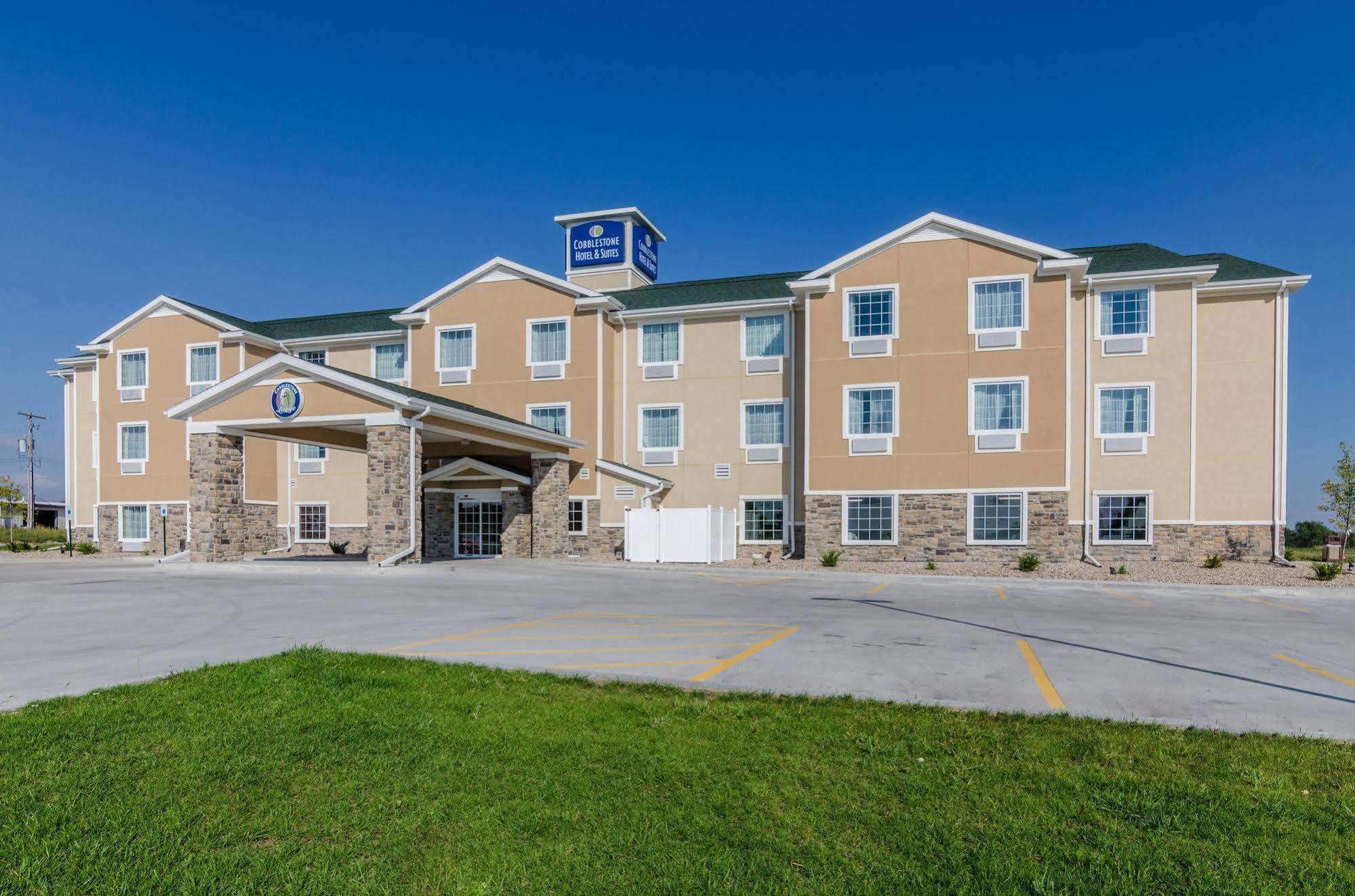 Cobblestone Hotel & Suites - Mccook Kültér fotó