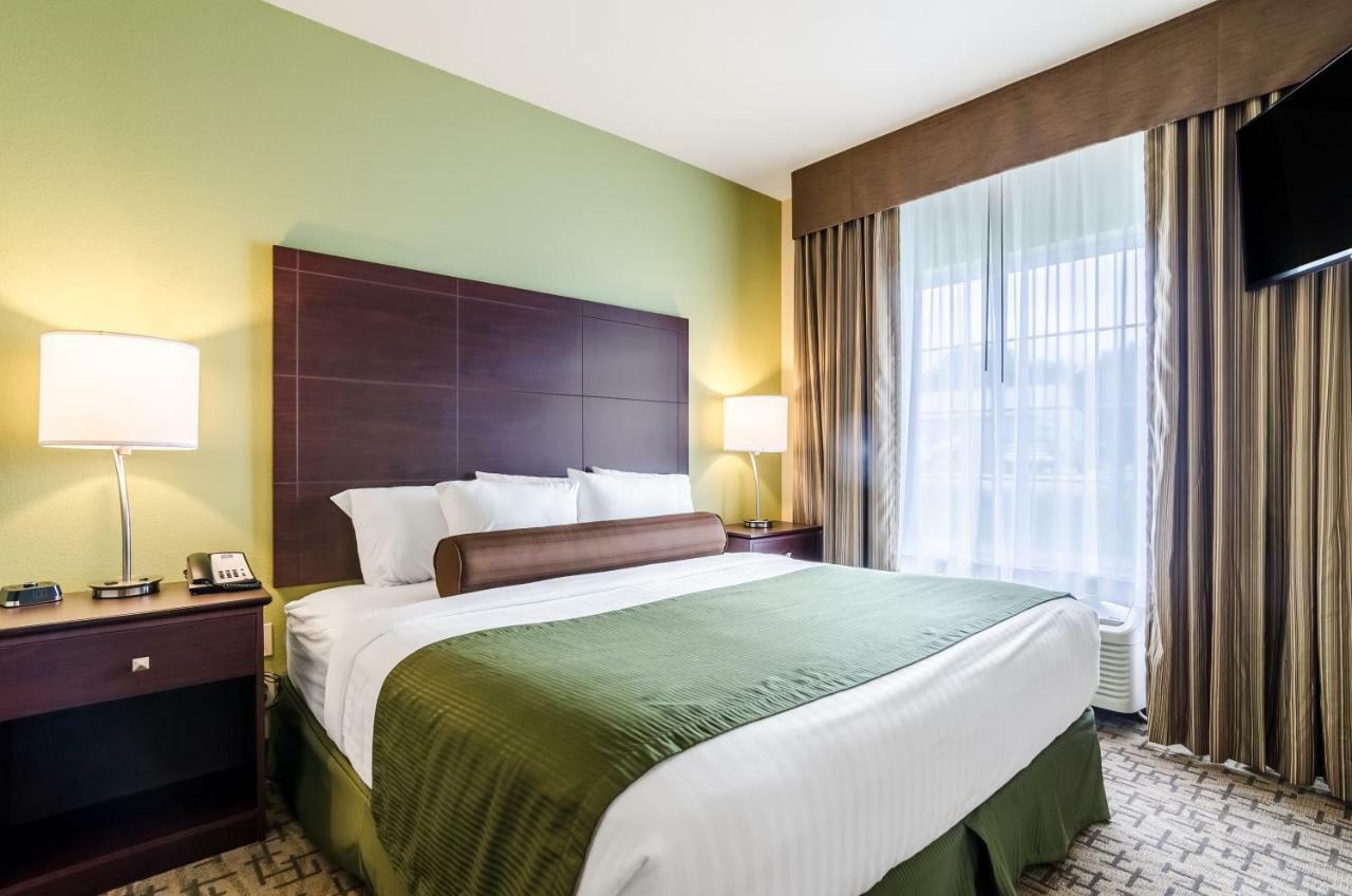 Cobblestone Hotel & Suites - Mccook Kültér fotó